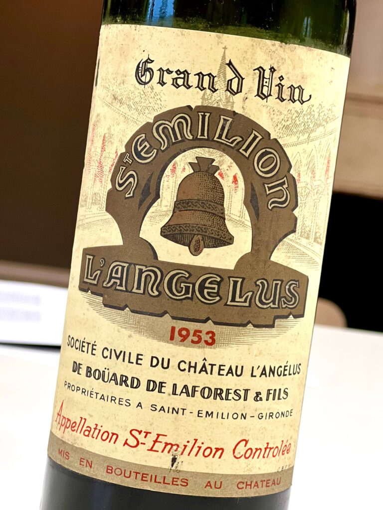 Château Angélus 2 Château Angélus 2